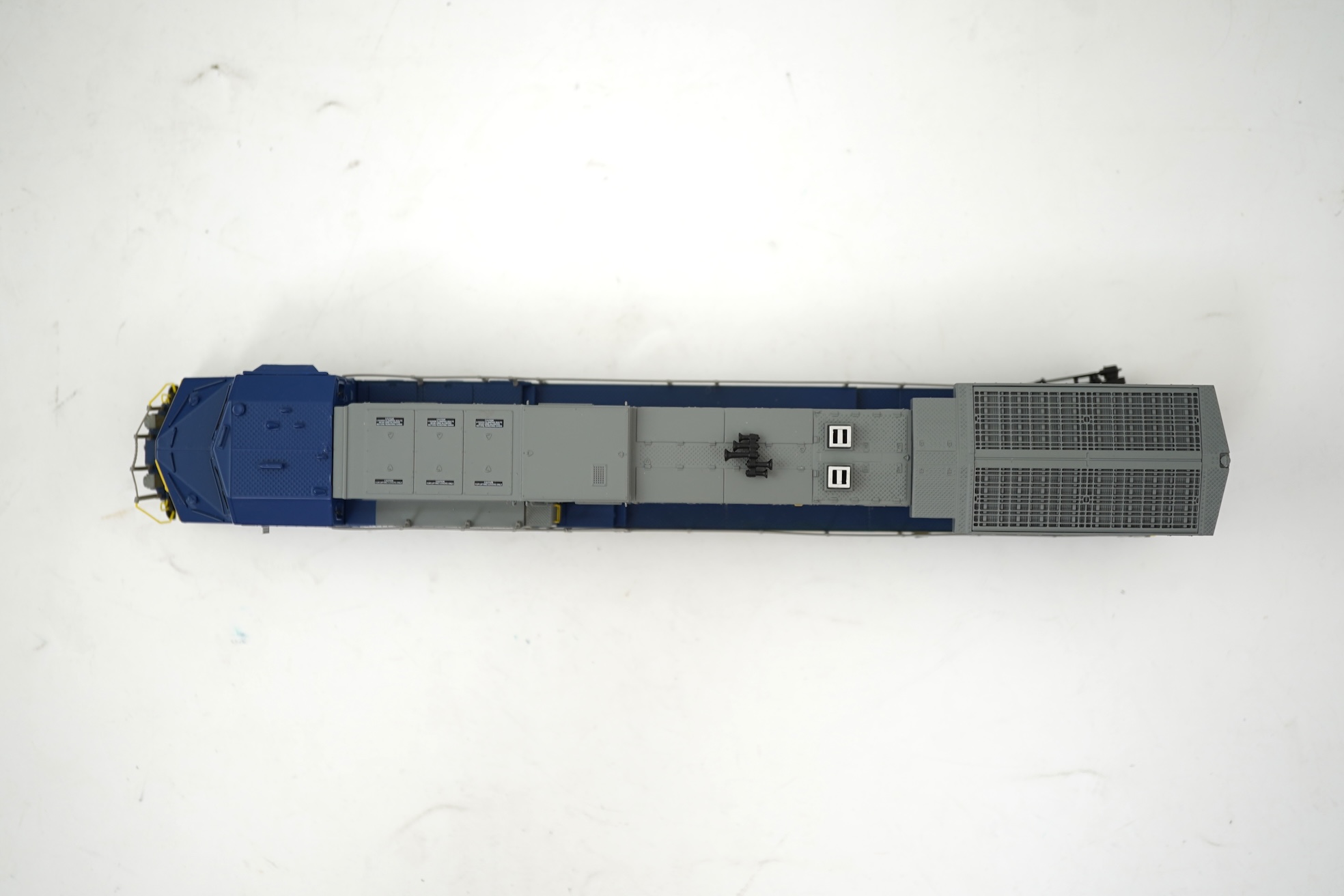 A boxed HO gauge Broadway Limited Paragon 2 Series (2294) model of CSX GE AC6000, 630, Co-Co diesel locomotive, powered for two rail operation.